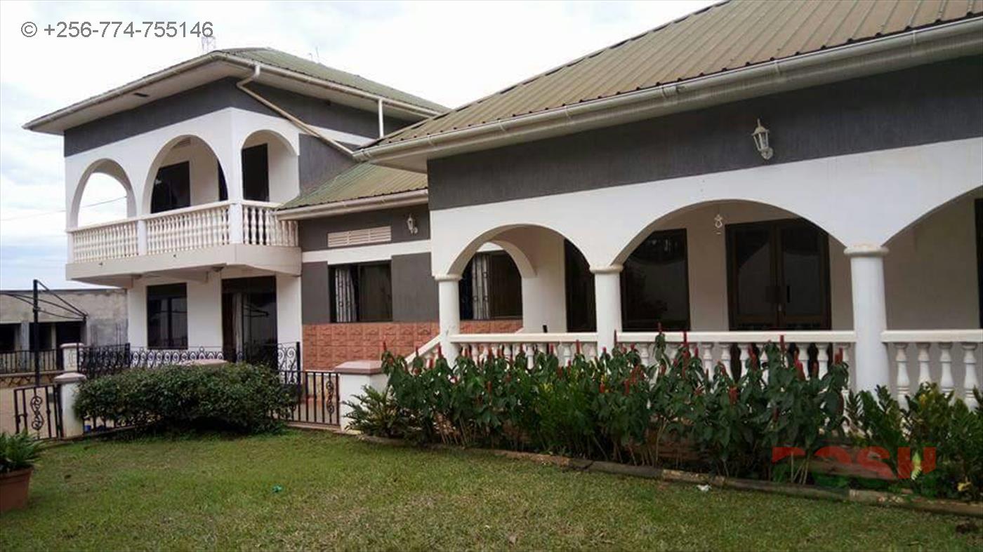 Bungalow for sale in Munyonyo Kampala