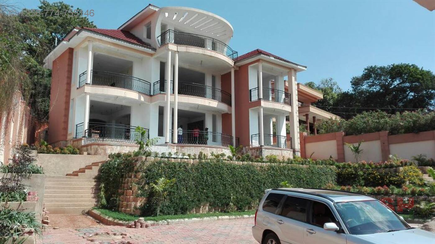 Mansion for sale in Kisaasi Kampala