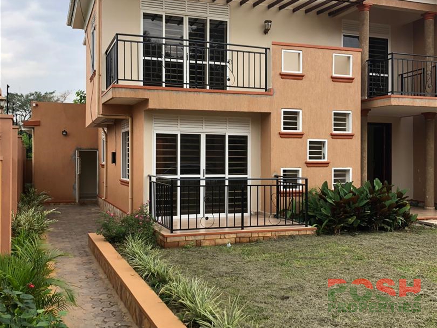 Mansion for sale in Mulungo Kampala