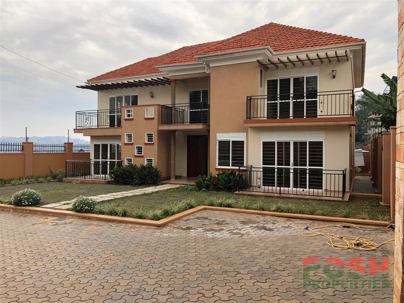 Mansion for sale in Mulungo Kampala