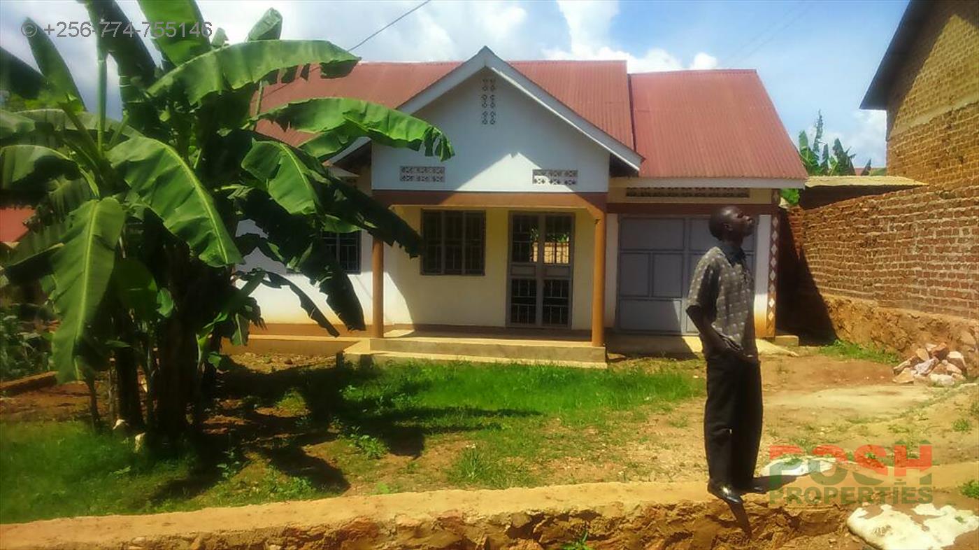 Bungalow for sale in Kitende Wakiso