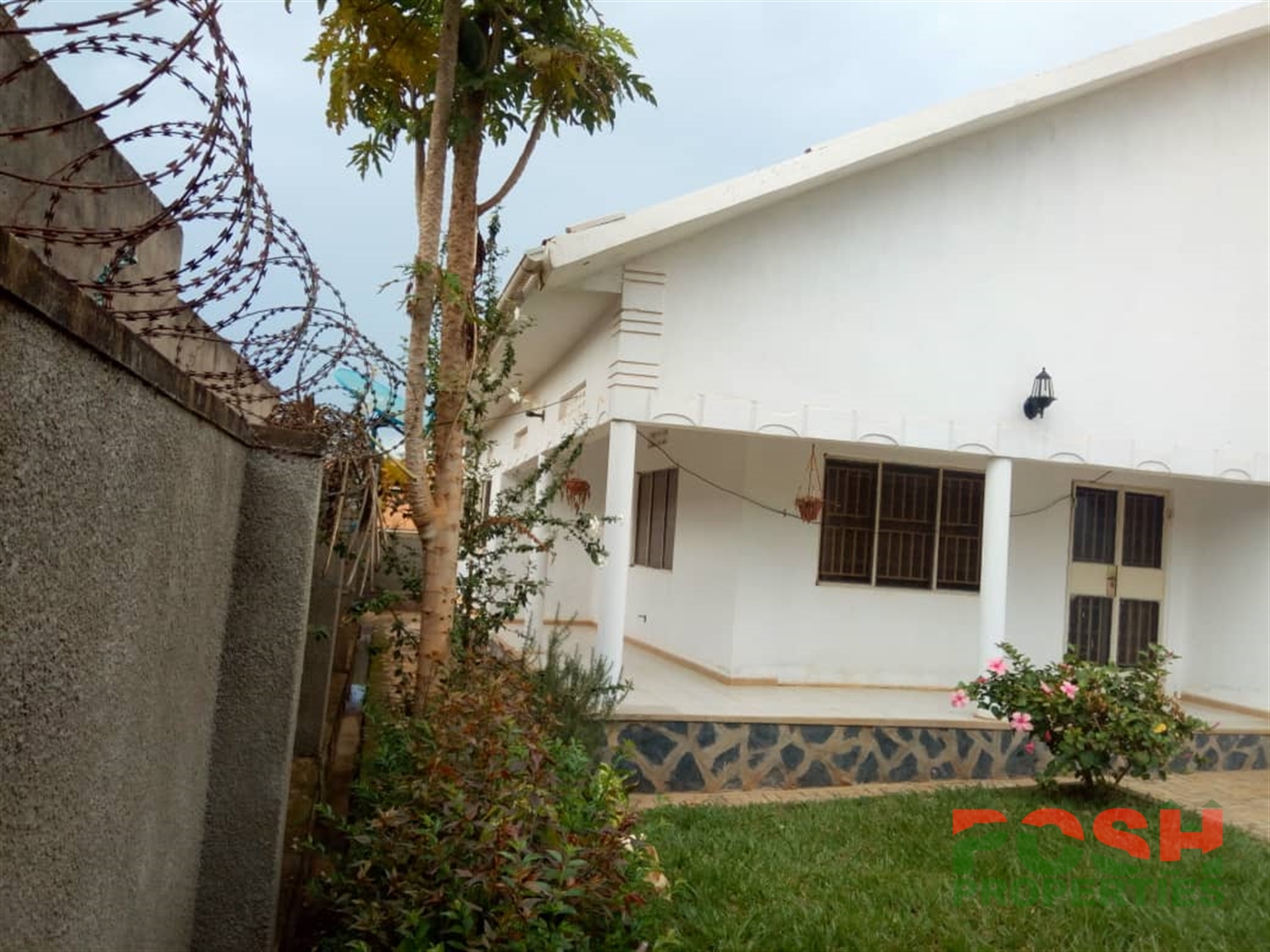 Bungalow for sale in Bweyogerere Kampala