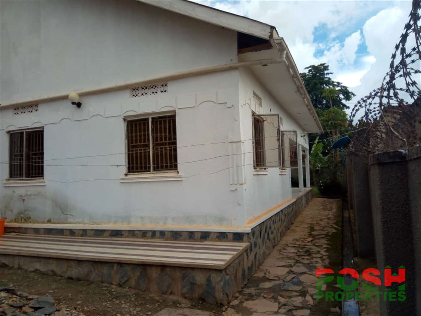 Bungalow for sale in Bweyogerere Kampala