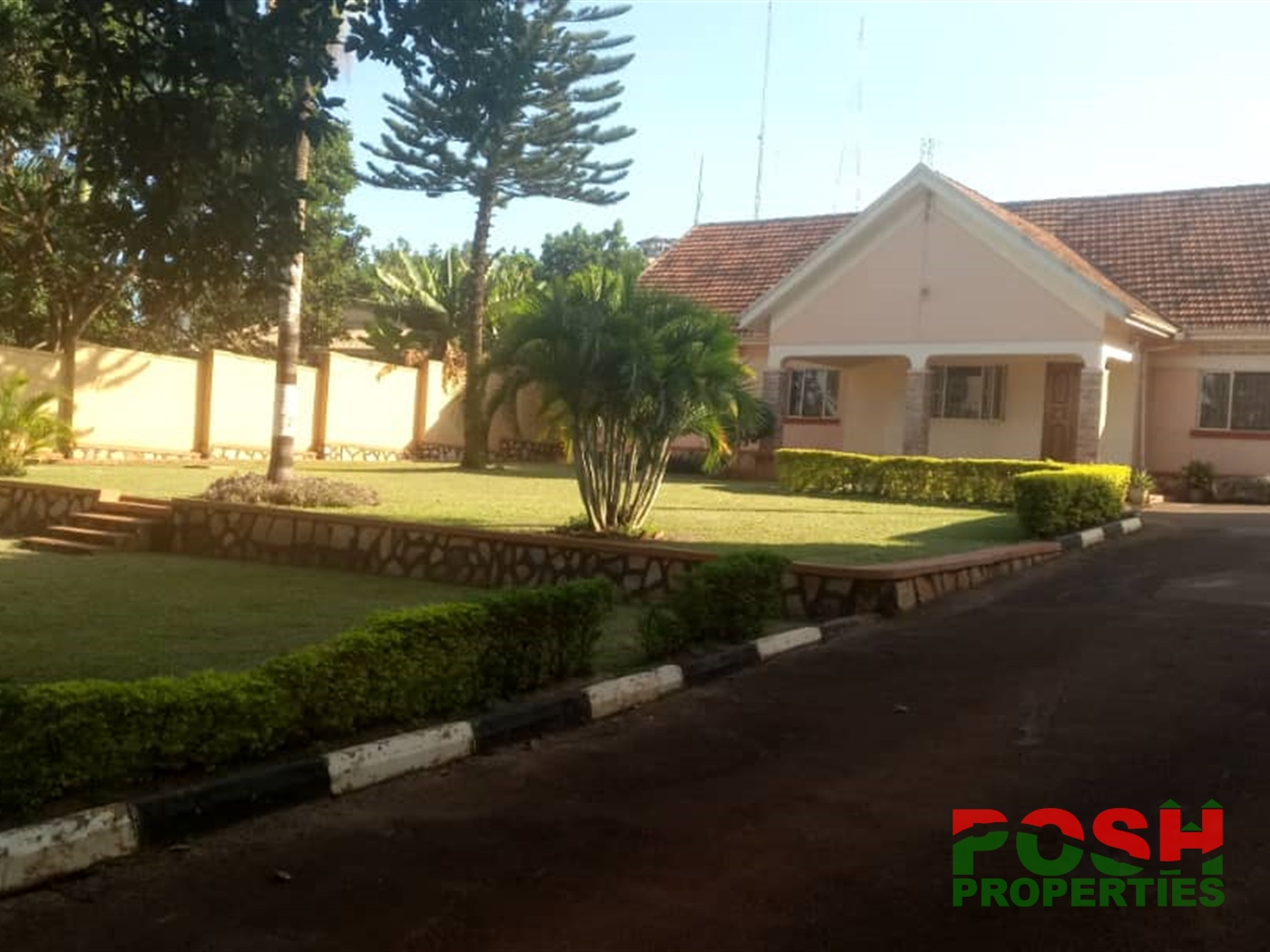 Bungalow for sale in Naguru Kampala