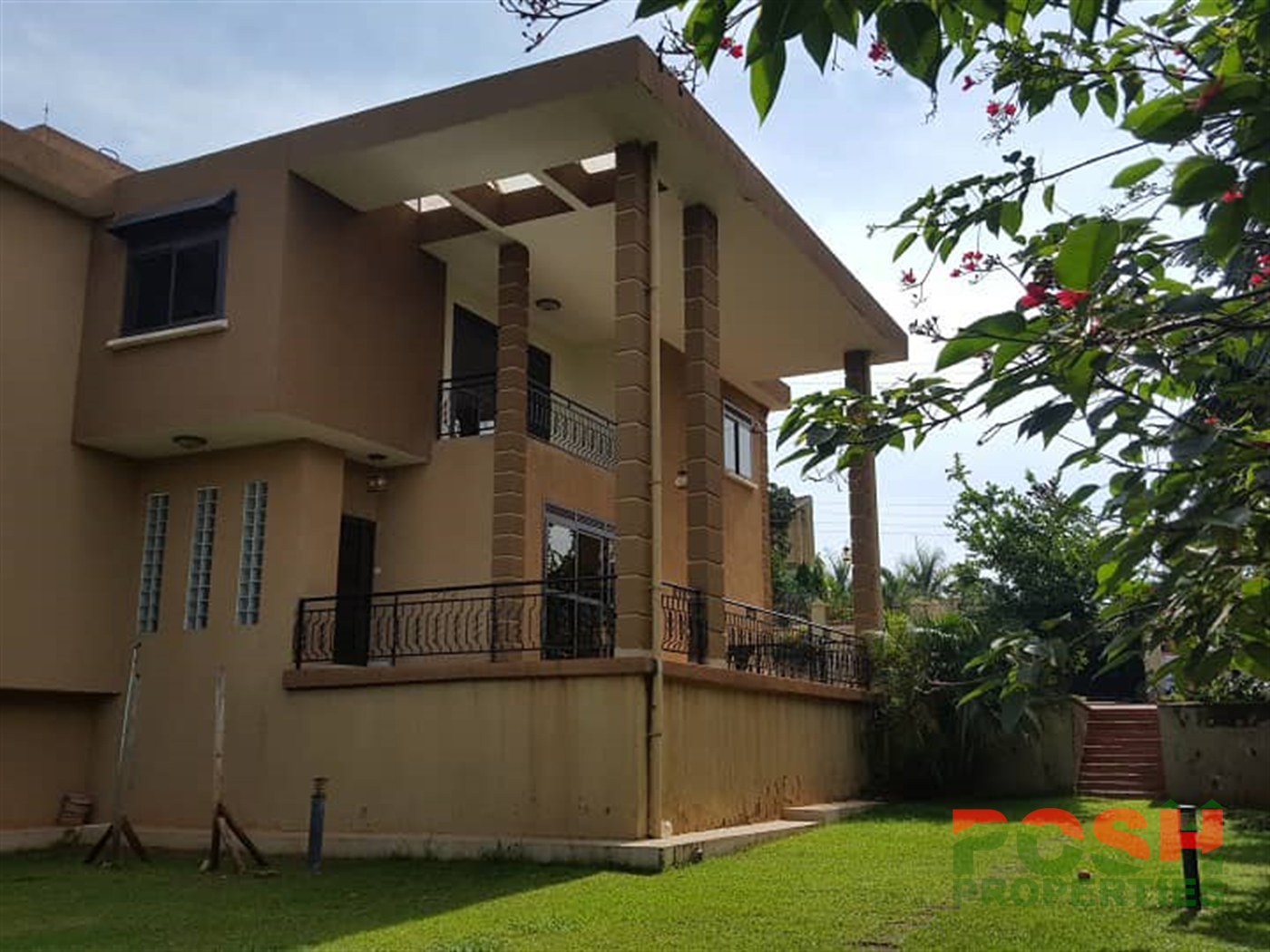 Mansion for rent in Lubowa Wakiso