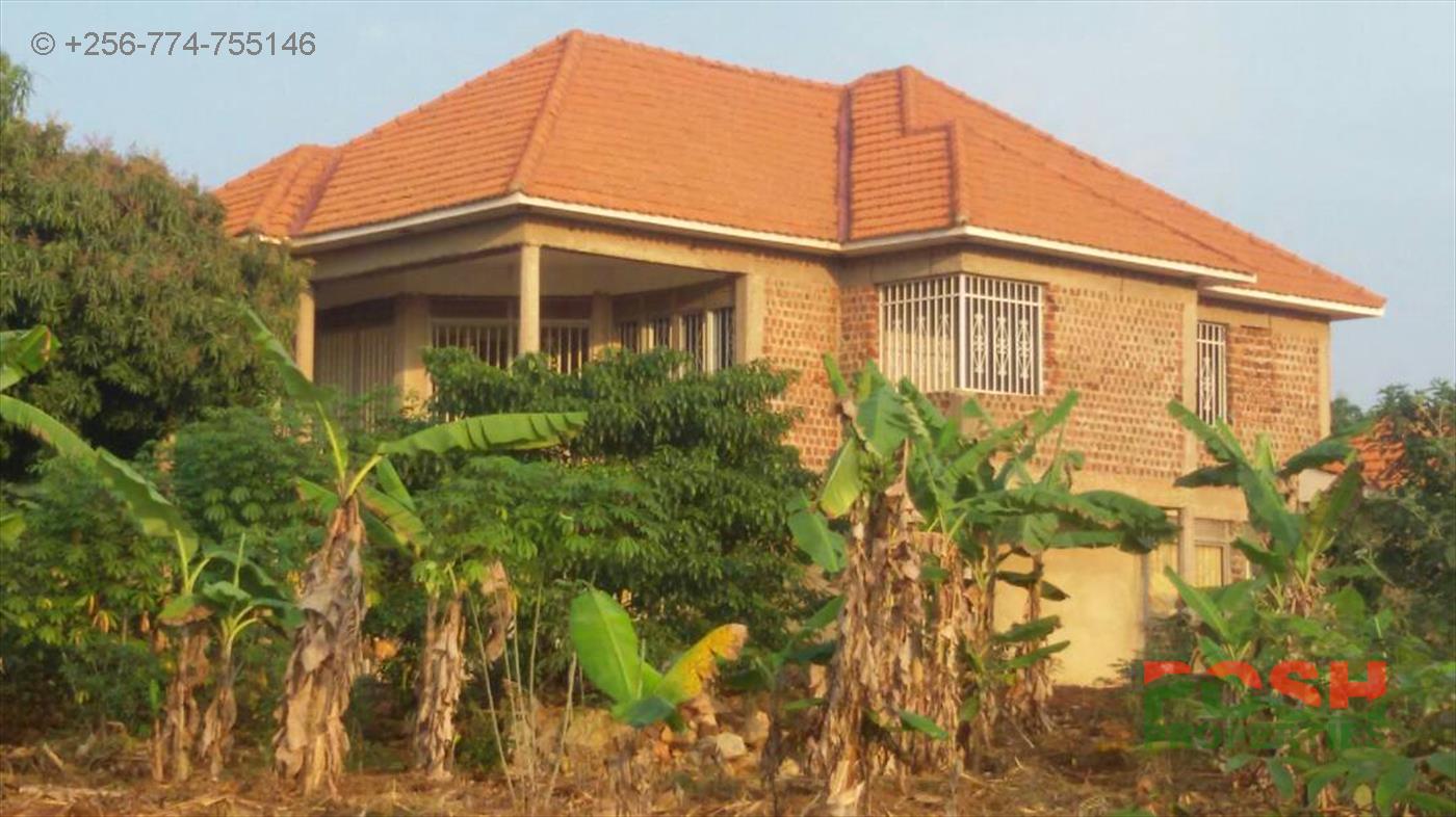 Mansion for sale in Entebbe Wakiso