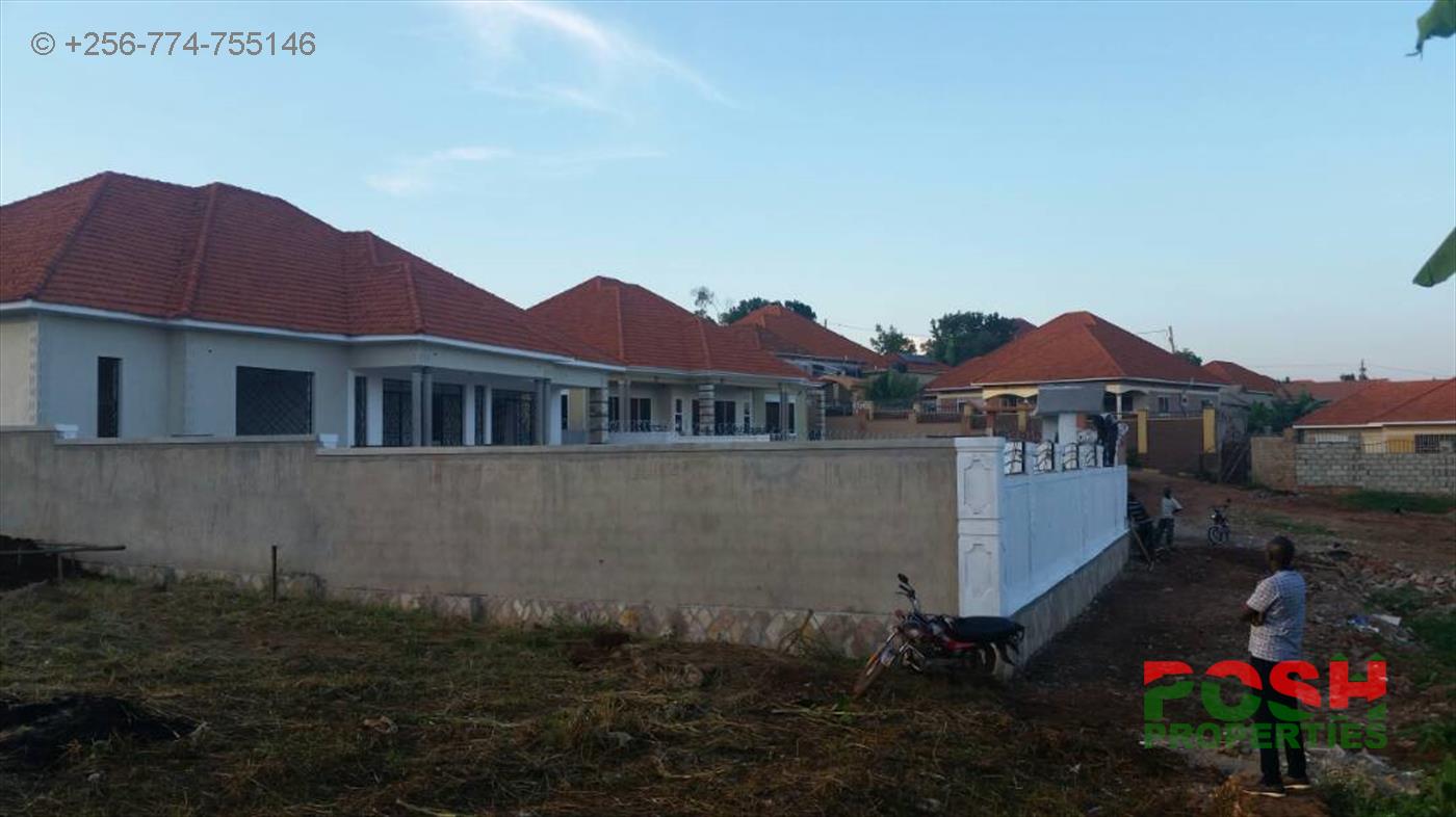 Bungalow for sale in Kitende Wakiso