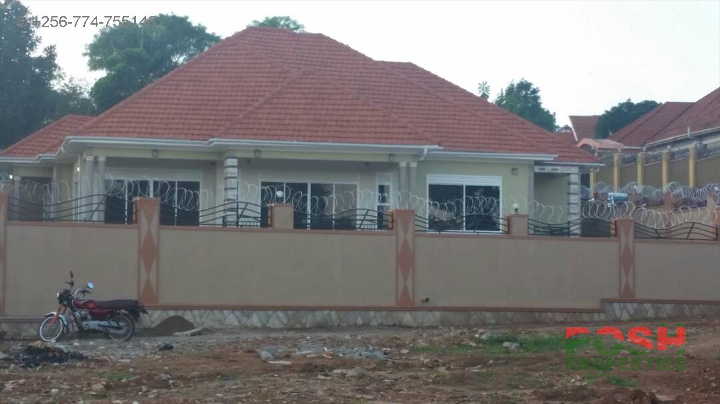 Bungalow for sale in Kitende Wakiso