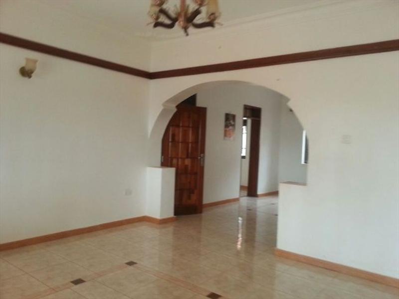 Bungalow for sale in Bwebajja Wakiso