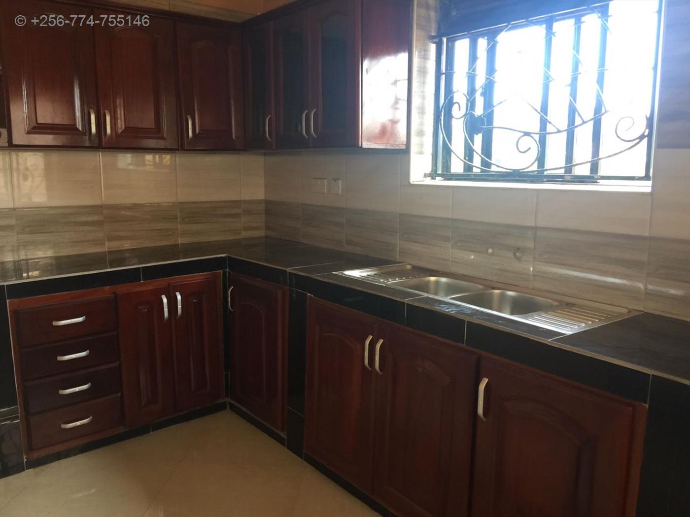 Mansion for sale in Kiwaatule Kampala