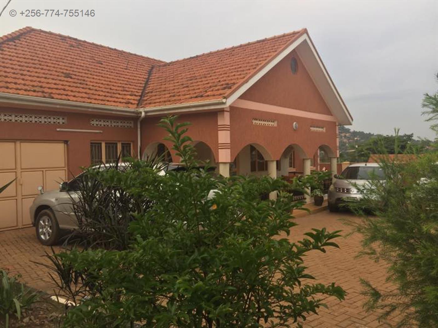 Bungalow for sale in Lweza Wakiso