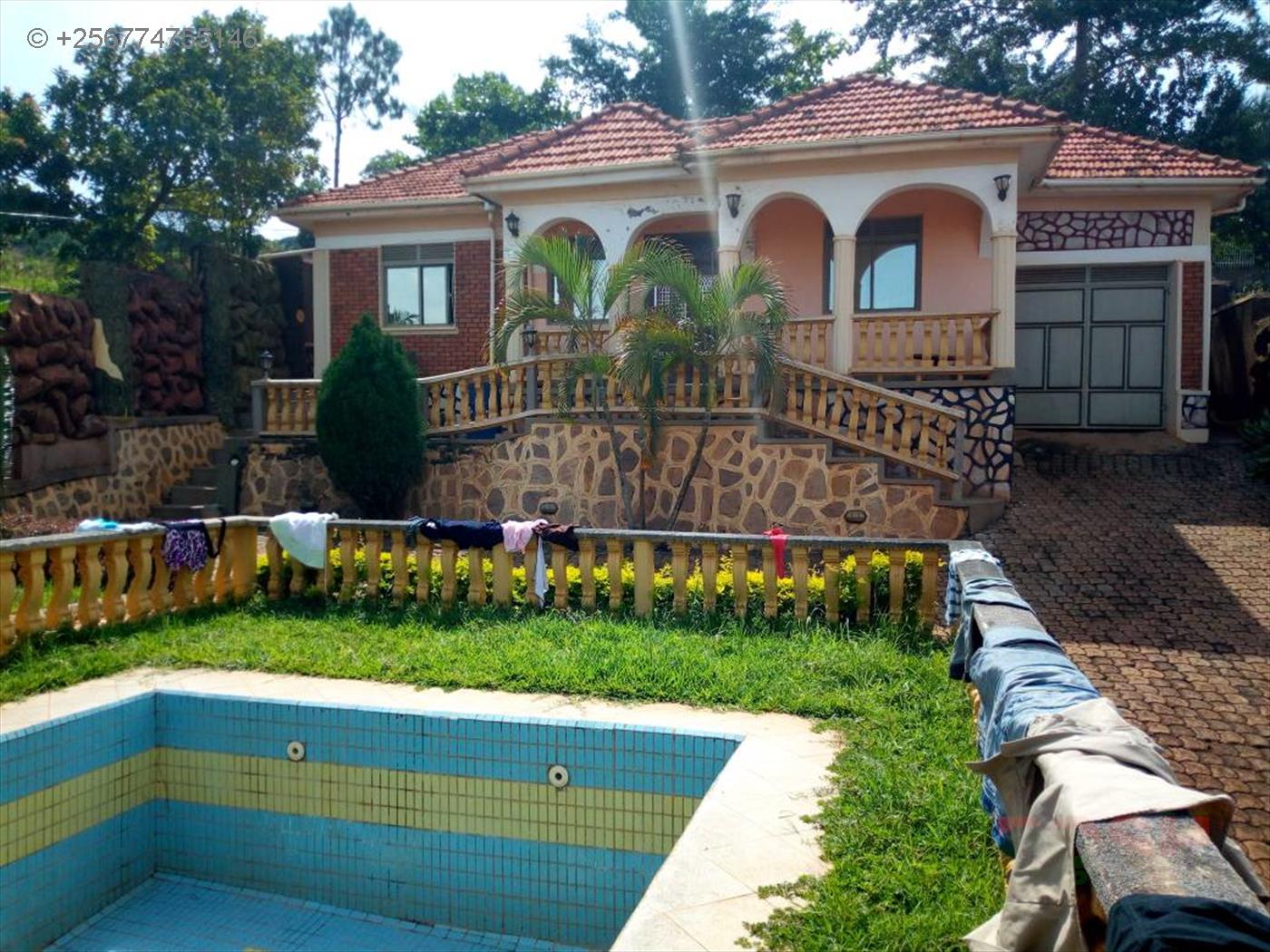 Bungalow for sale in Seguku Wakiso