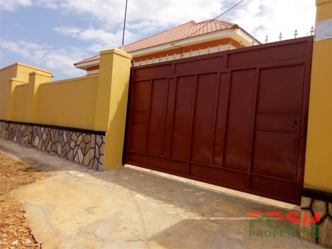 Semi Detached for sale in Mpala Wakiso