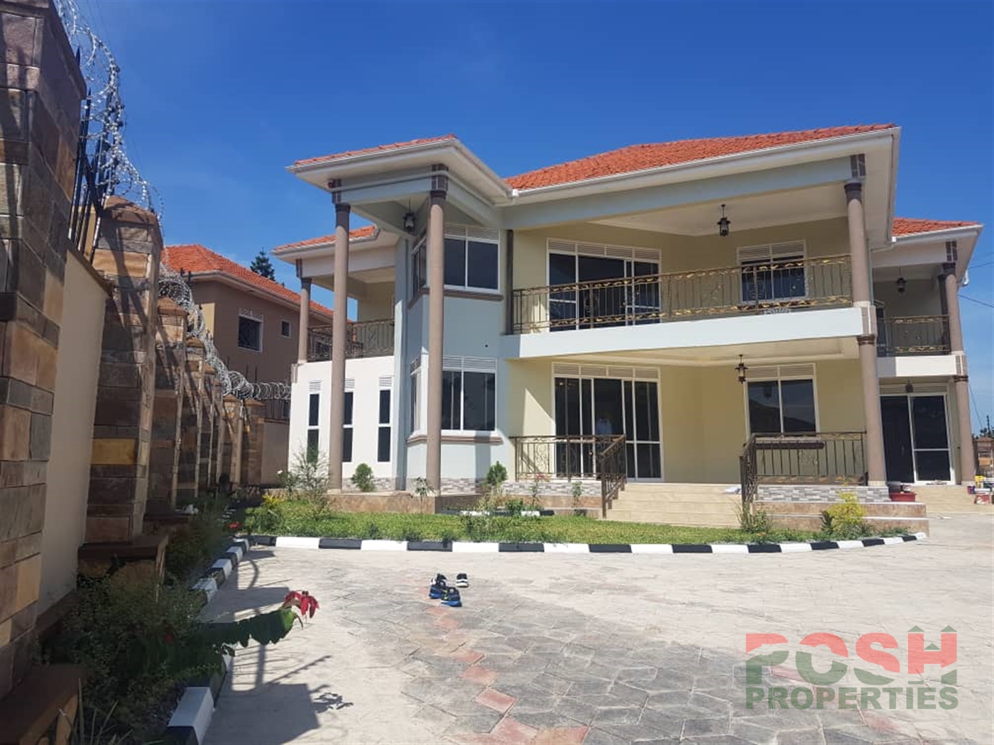 Mansion for sale in Munyonyo Kampala