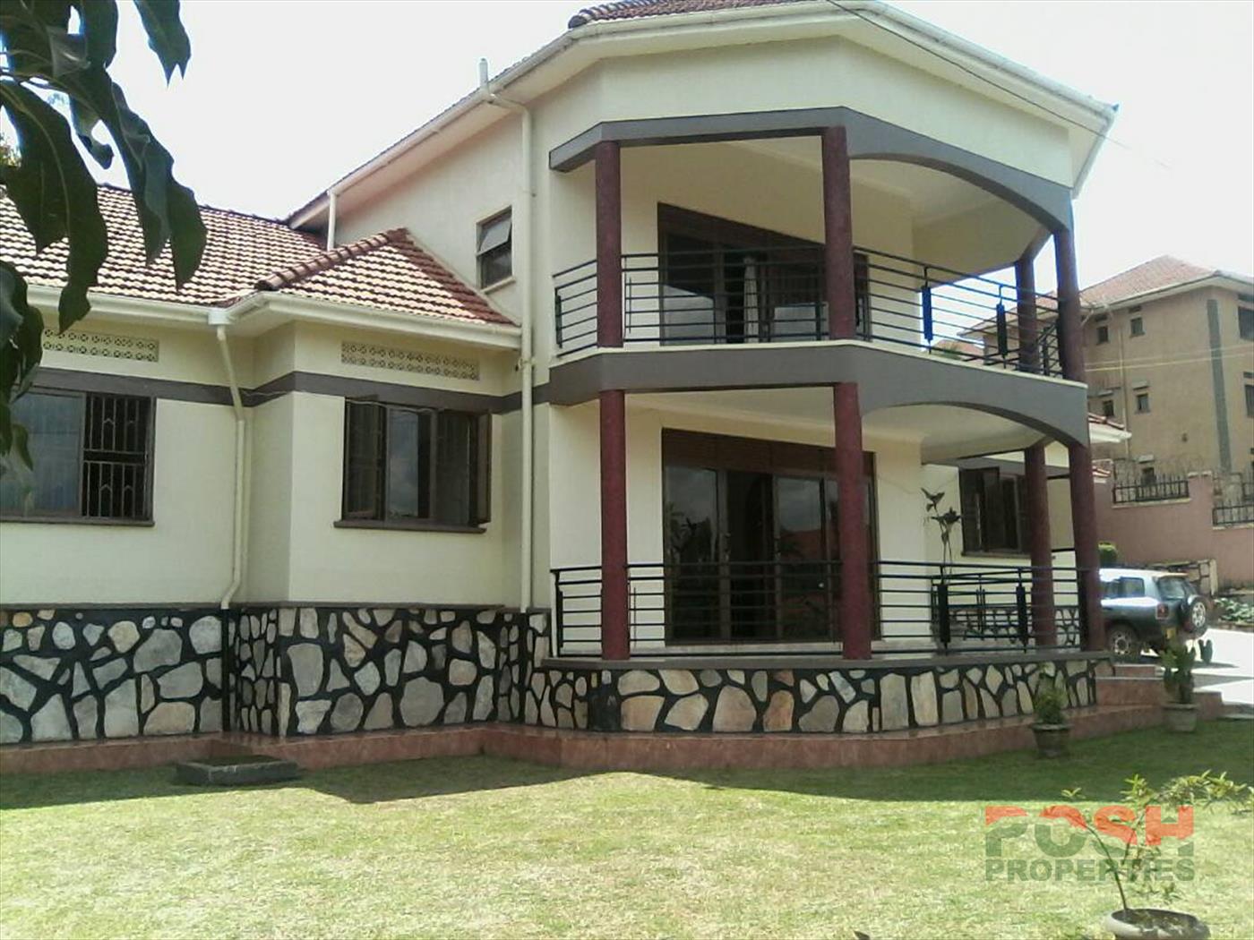 Mansion for rent in Kiwaatule Kampala