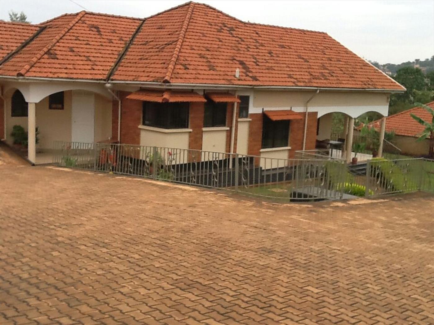 Bungalow for sale in Lubowa Wakiso