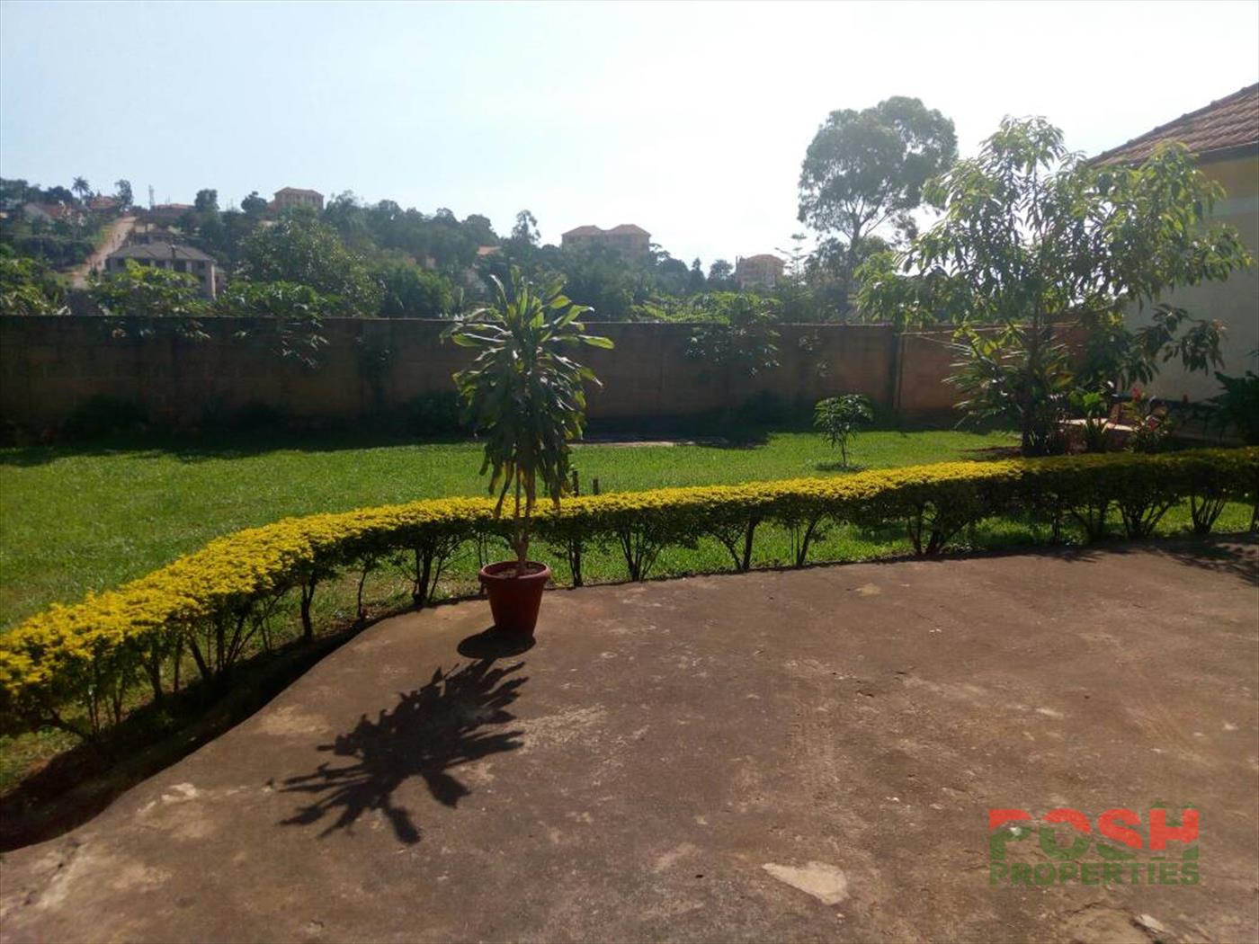 Bungalow for sale in Mengo Kampala