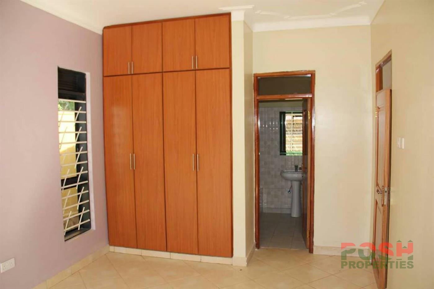 Bungalow for sale in Kitende Wakiso