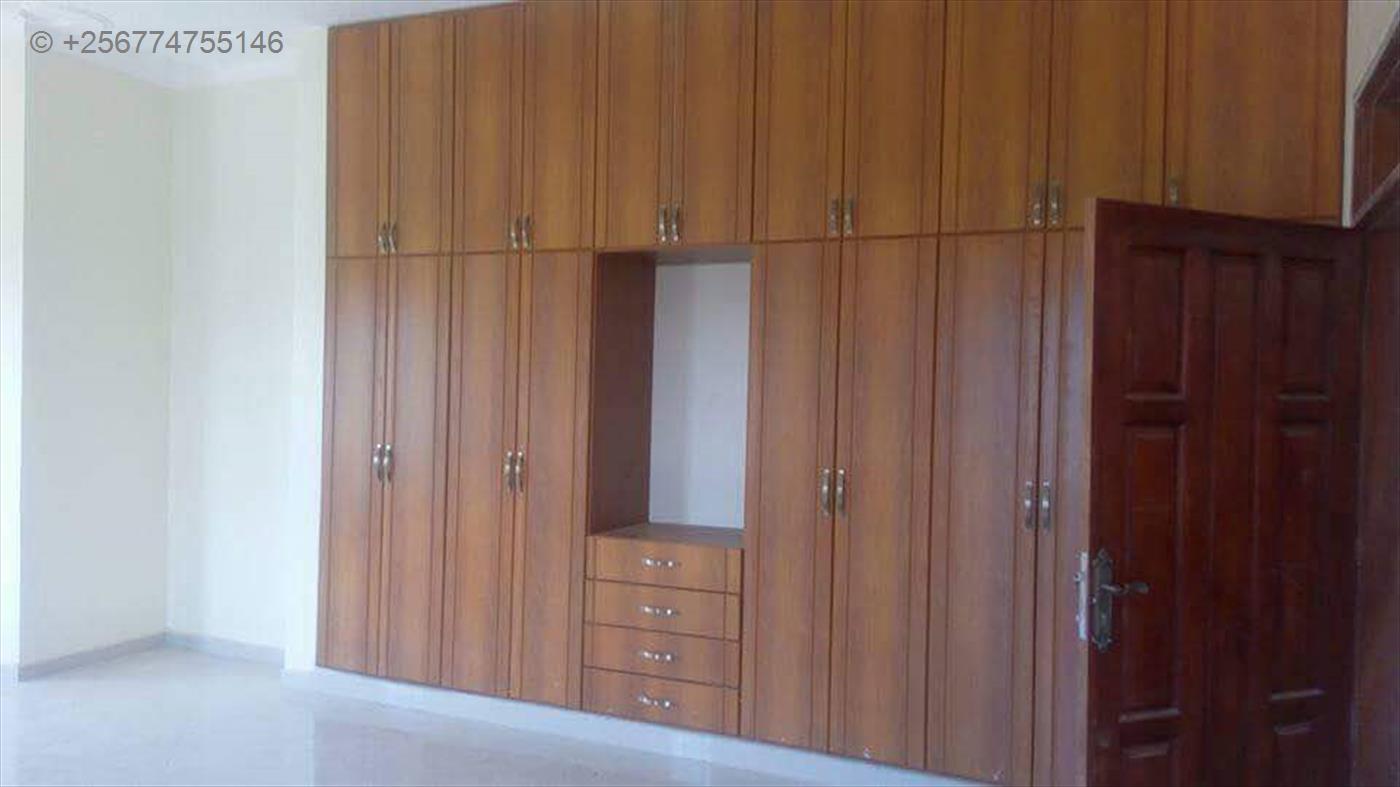 Apartment for rent in Kiwaatule Kampala