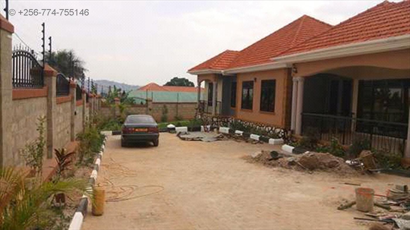 Bungalow for sale in Bweyogerere Wakiso