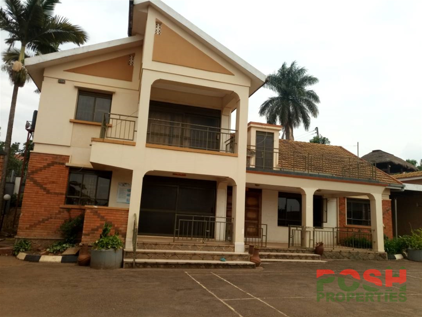 Mansion for rent in Bukoto Kampala