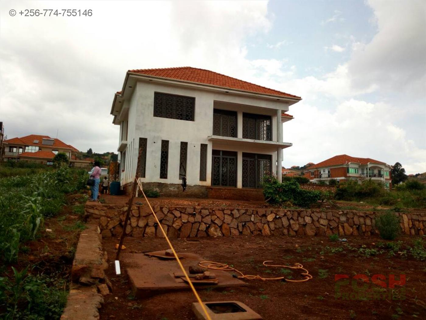 Mansion for sale in Akright Wakiso