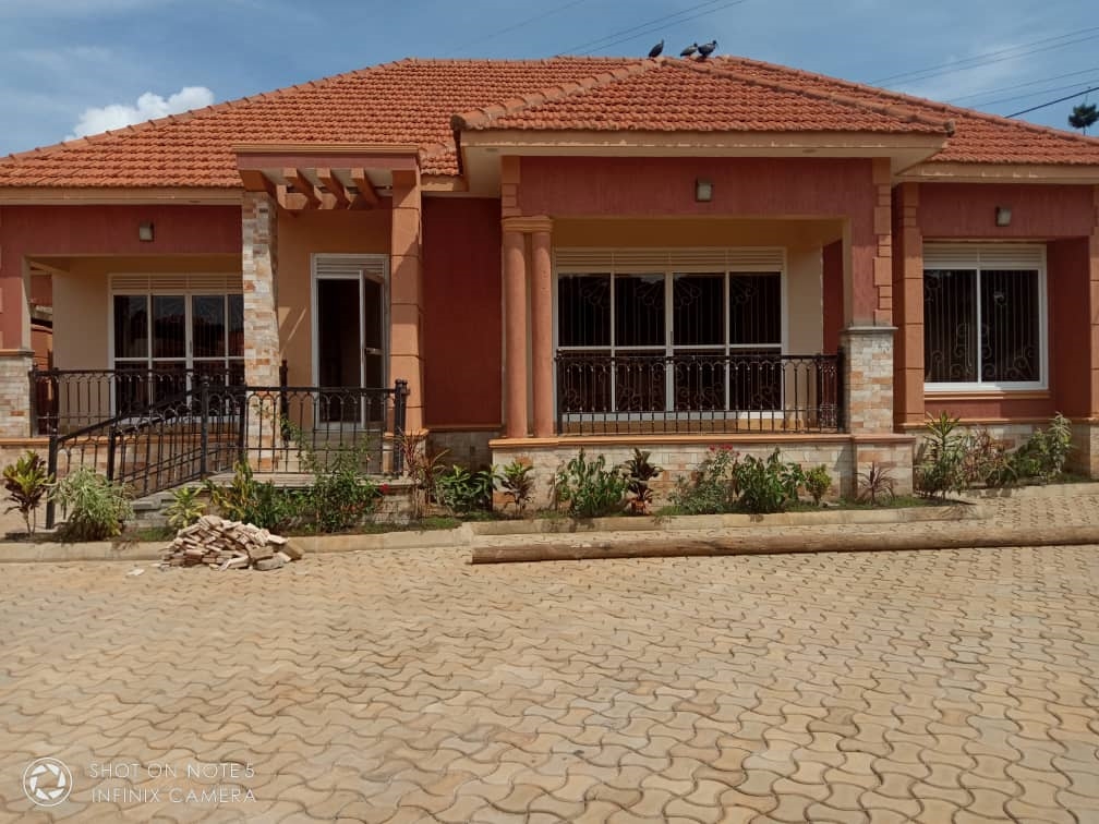 Bungalow for sale in Namugongo Kampala