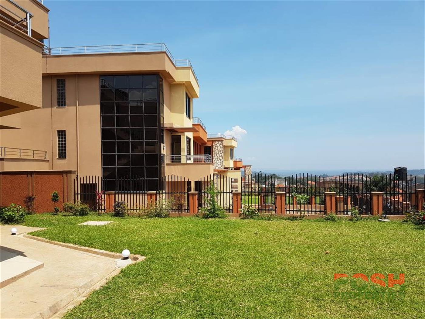 Villa for sale in Munyonyo Kampala