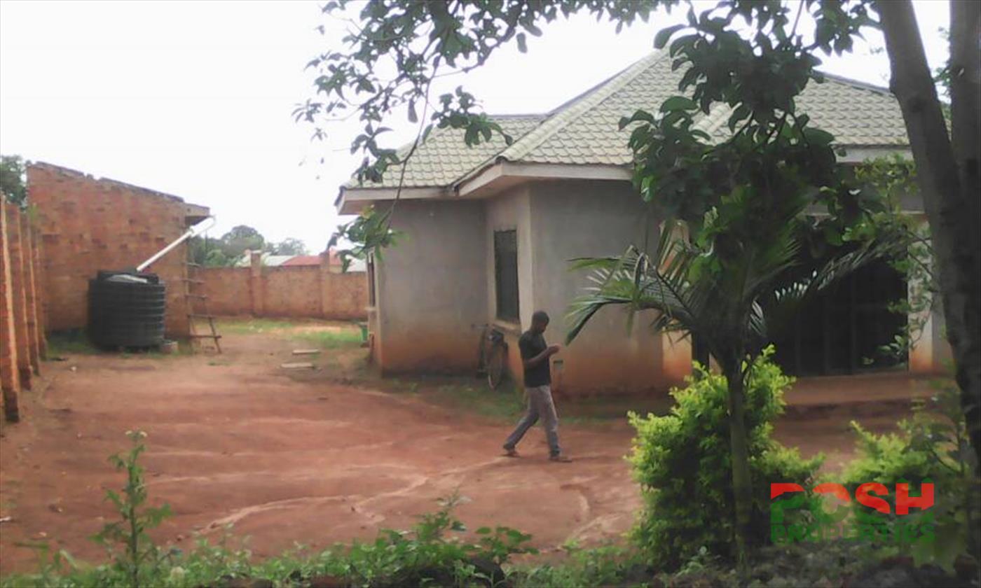 Bungalow for sale in Gayaza Wakiso