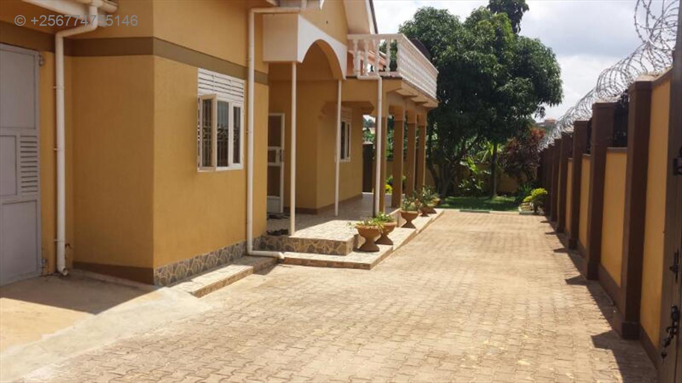 Bungalow for rent in Bweyogerere Wakiso