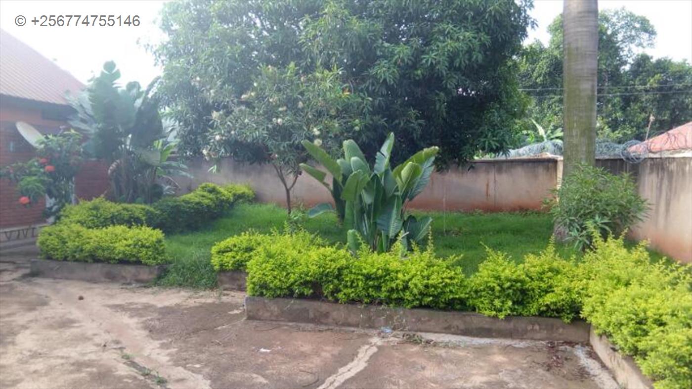 Bungalow for sale in Gayaza Wakiso