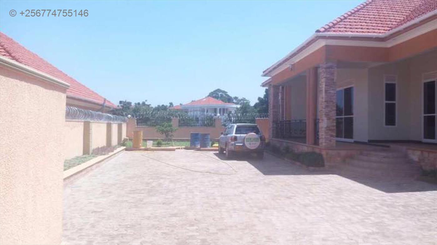 Bungalow for sale in Kira Wakiso