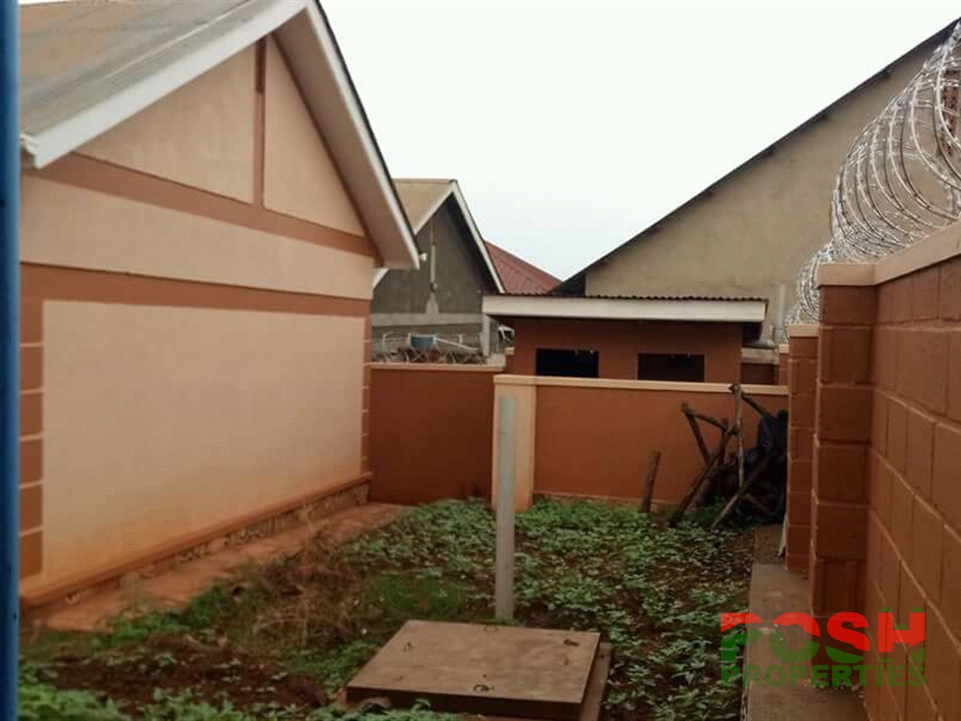 Semi Detached for sale in Kiwaatule Kampala