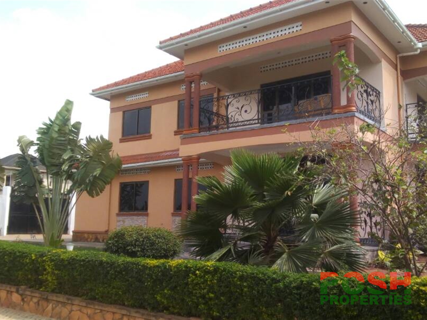 Mansion for rent in Kyanja Wakiso