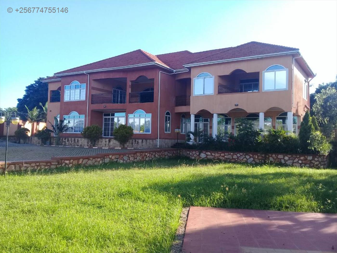 Mansion for sale in Bbunga Kampala