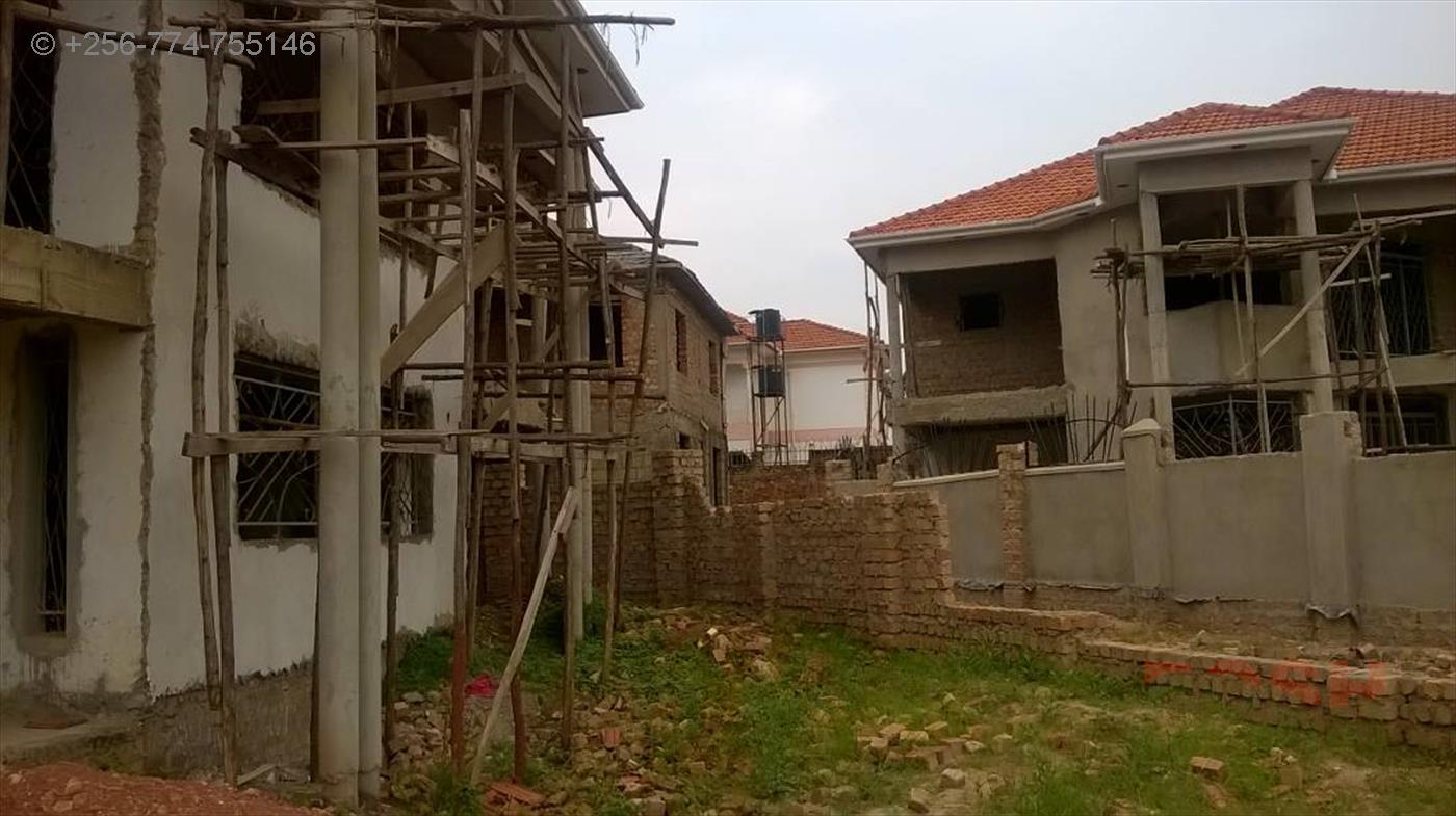 Mansion for sale in Munyonyo Kampala