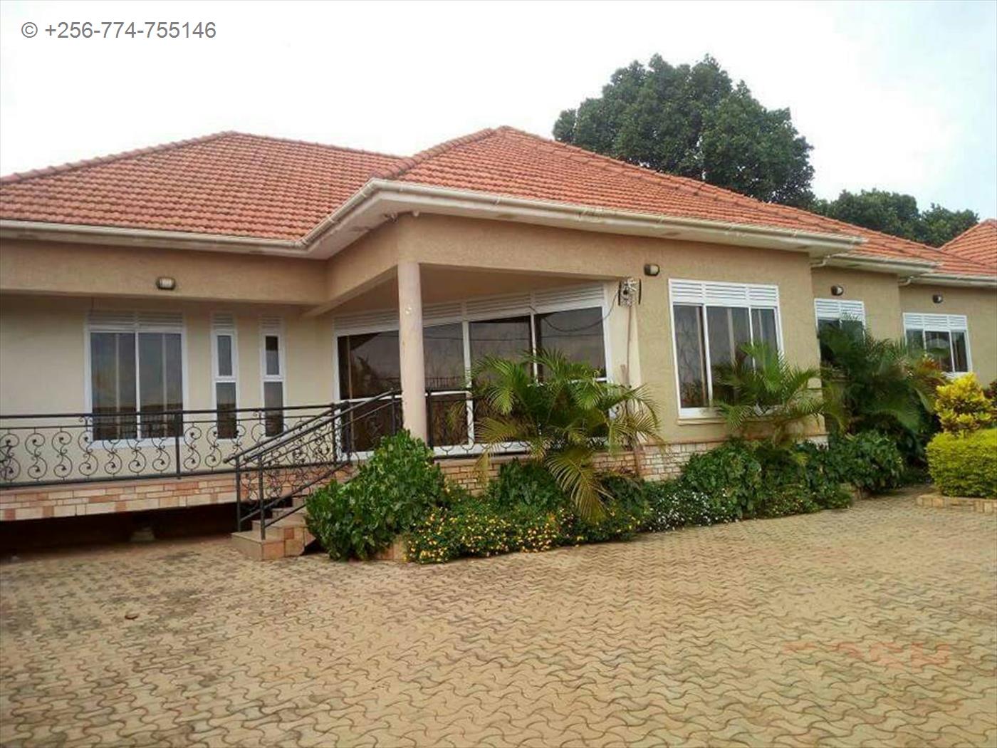 Bungalow for sale in Munyonyo Kampala