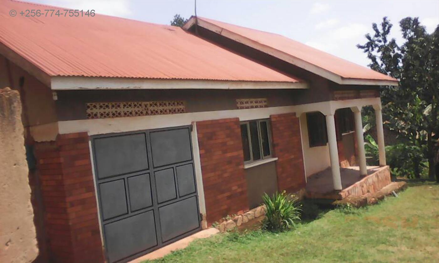 Bungalow for sale in Seeta Mukono