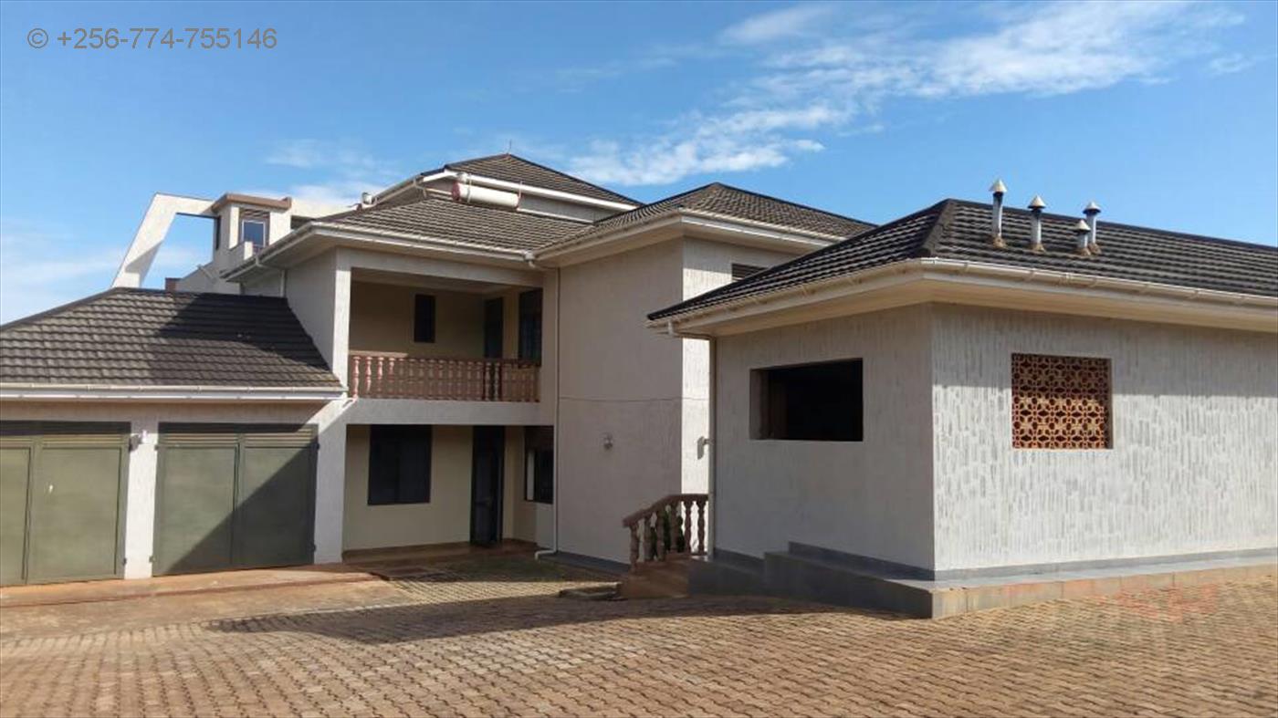 Mansion for sale in Lubowa Wakiso