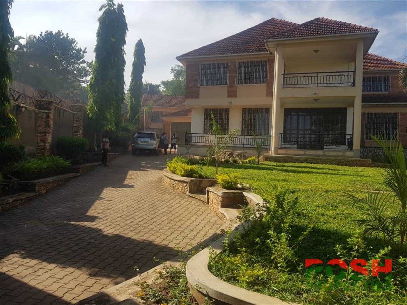 Mansion for rent in Muyenga Kampala