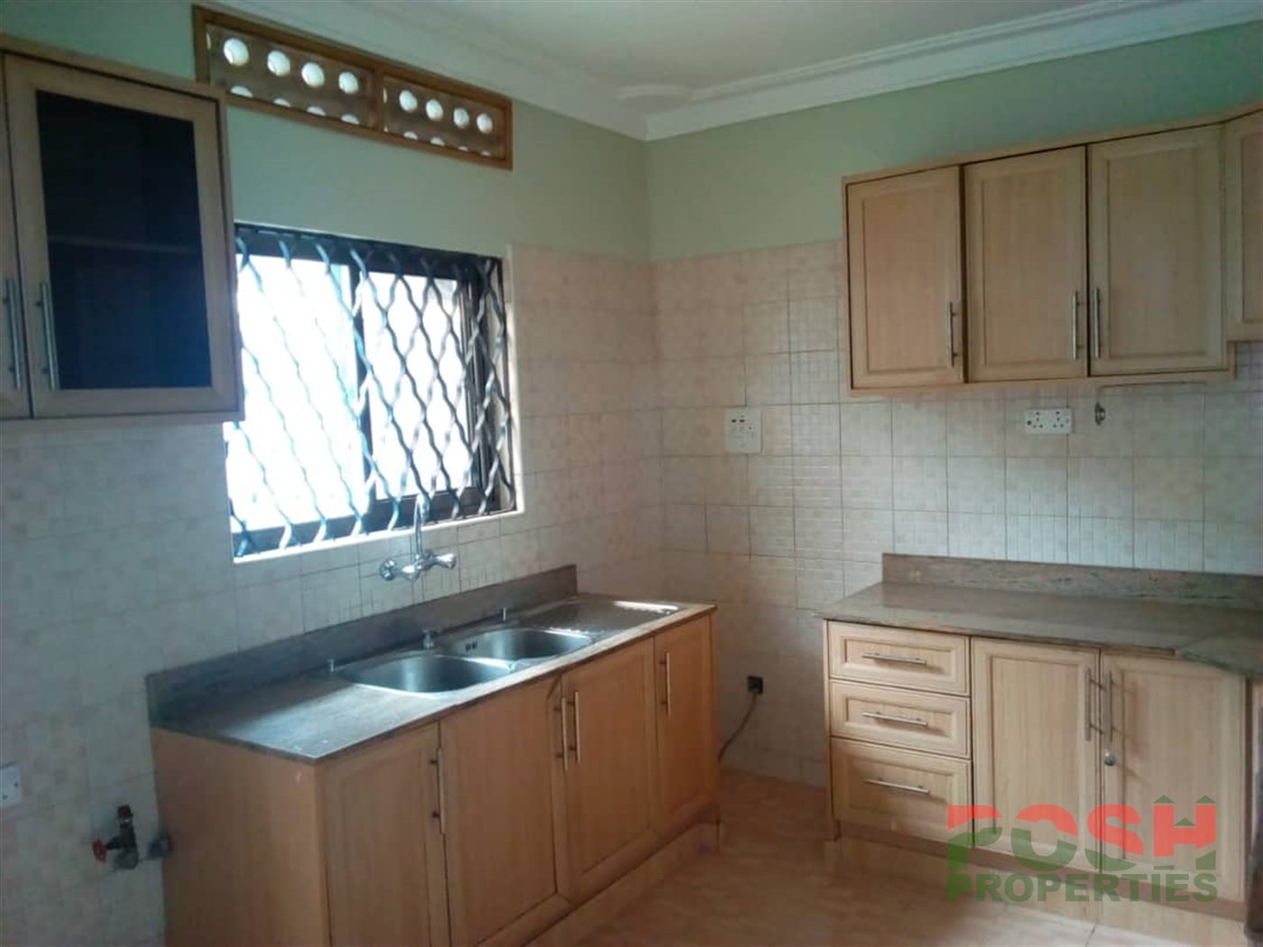 Bungalow for rent in Naalya Kampala