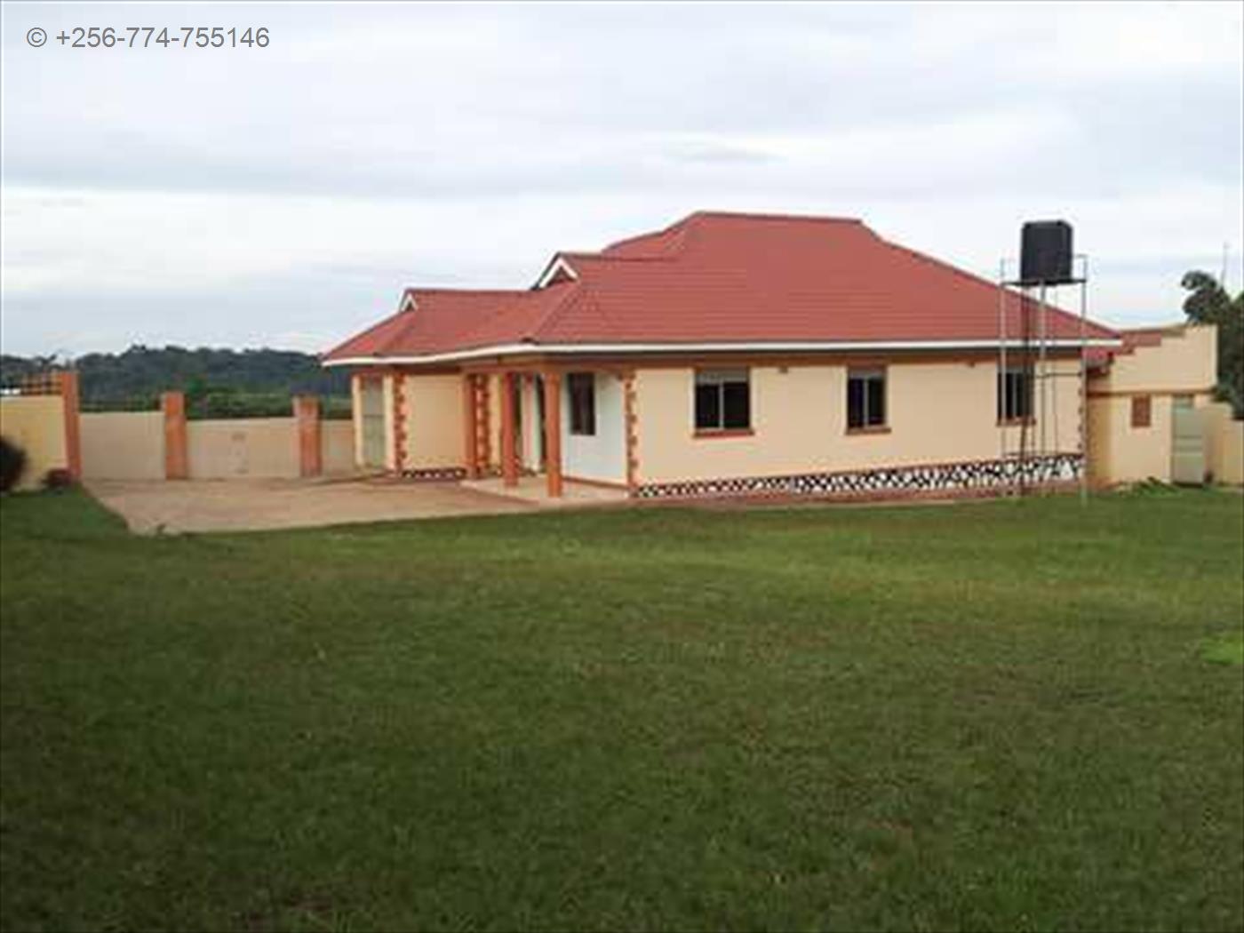 Bungalow for sale in AbayitaAbabiri Wakiso