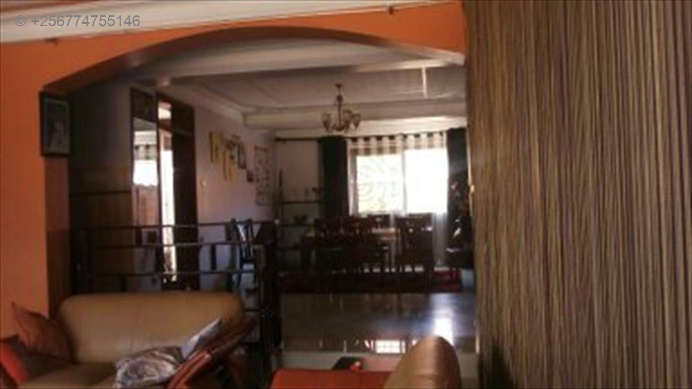 Mansion for sale in Kyanja Wakiso