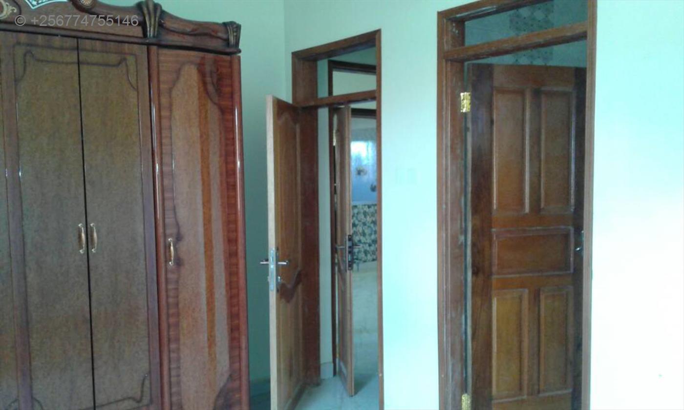 Bungalow for sale in Bweyogerere Wakiso