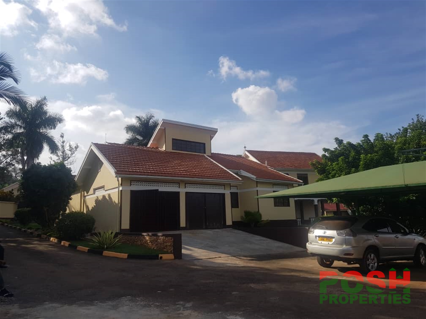 Mansion for rent in Muyenga Kampala