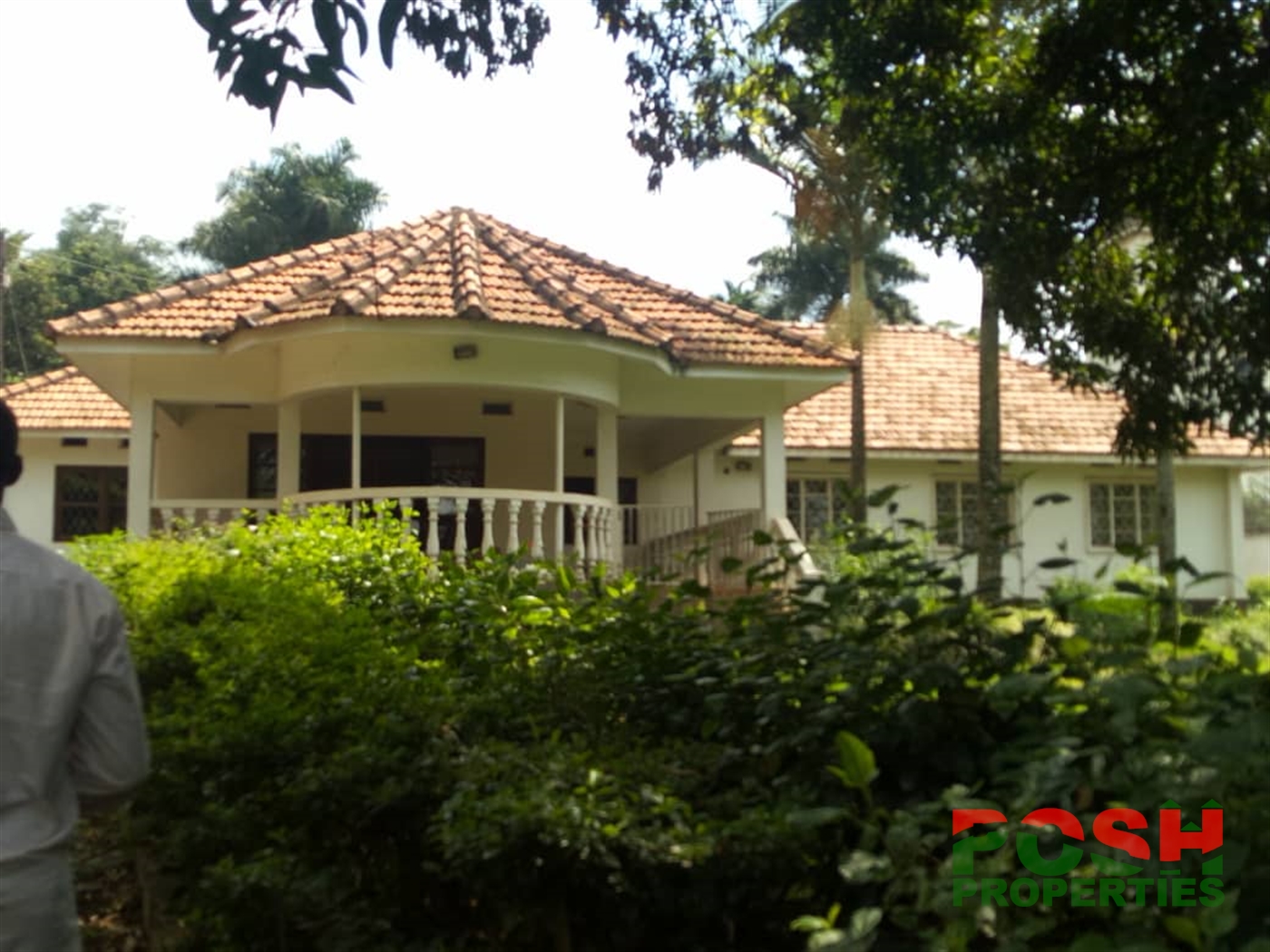 Bungalow for sale in Bugoloobi Kampala