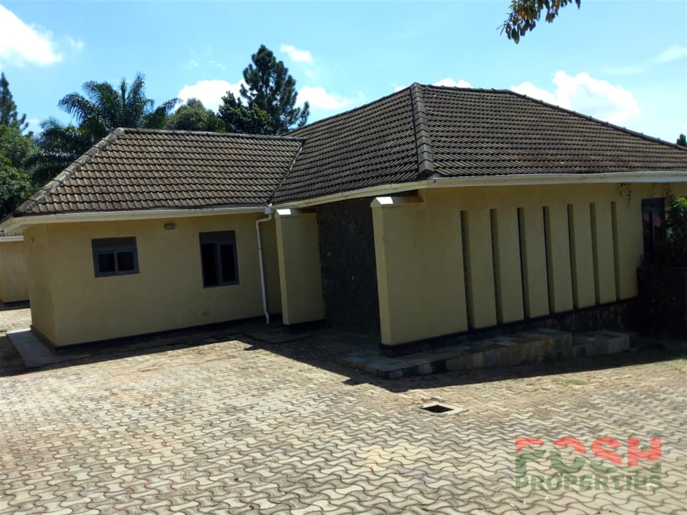 Bungalow for rent in Mbuya Kampala