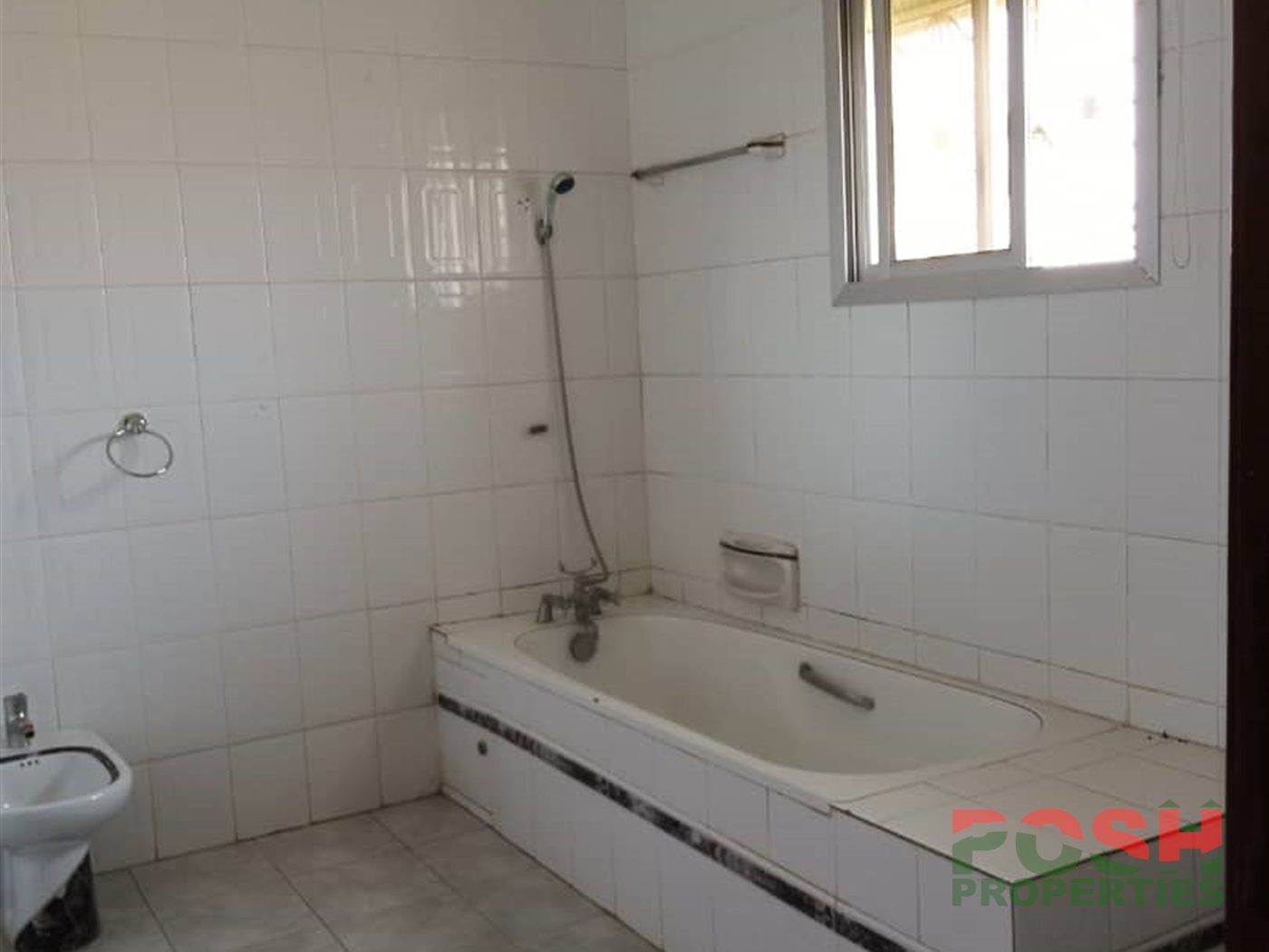 Bungalow for rent in Naguru Kampala