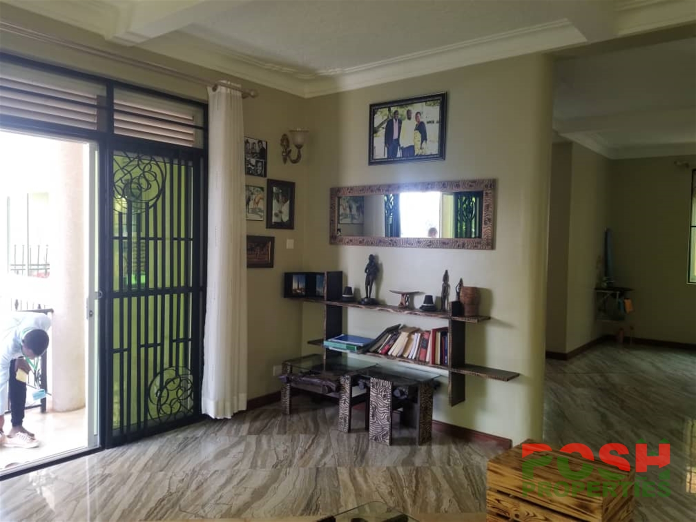 Mansion for sale in Buziga Wakiso