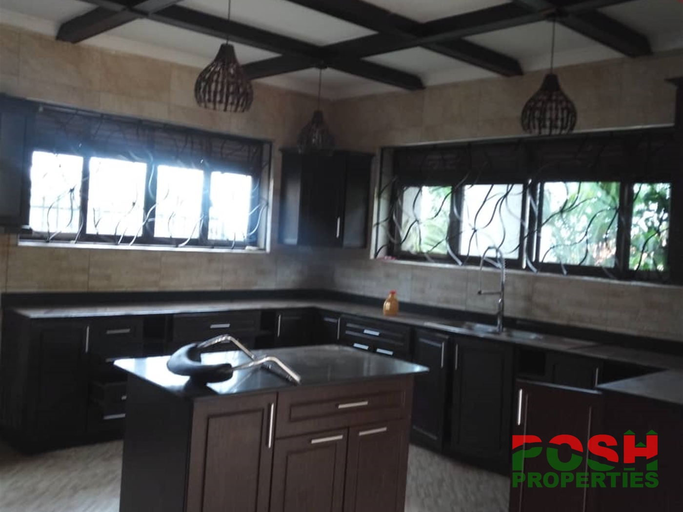 Mansion for sale in Buziga Wakiso